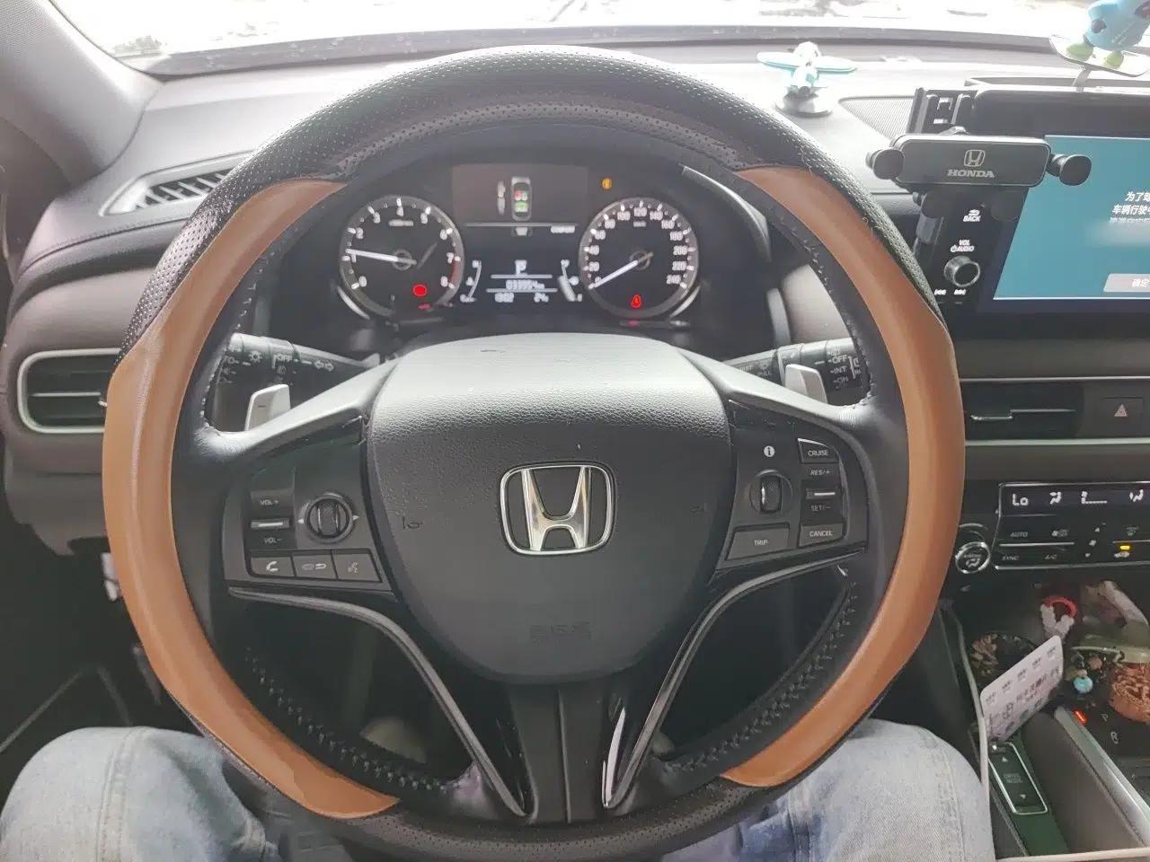 Honda UR-V 2023 370TURBO Two-Wheel-Drive Luxury Edition — миниатюра 10