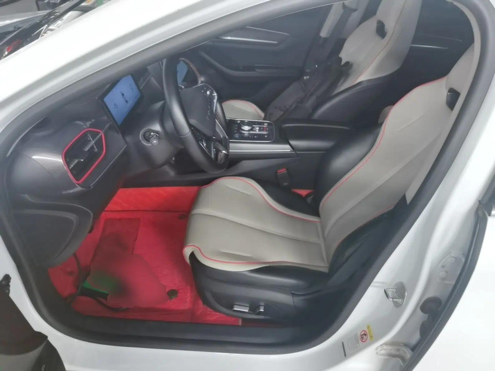 BYD Destroyer 05 2022 DM-i 55KM Prestige Model — миниатюра 22