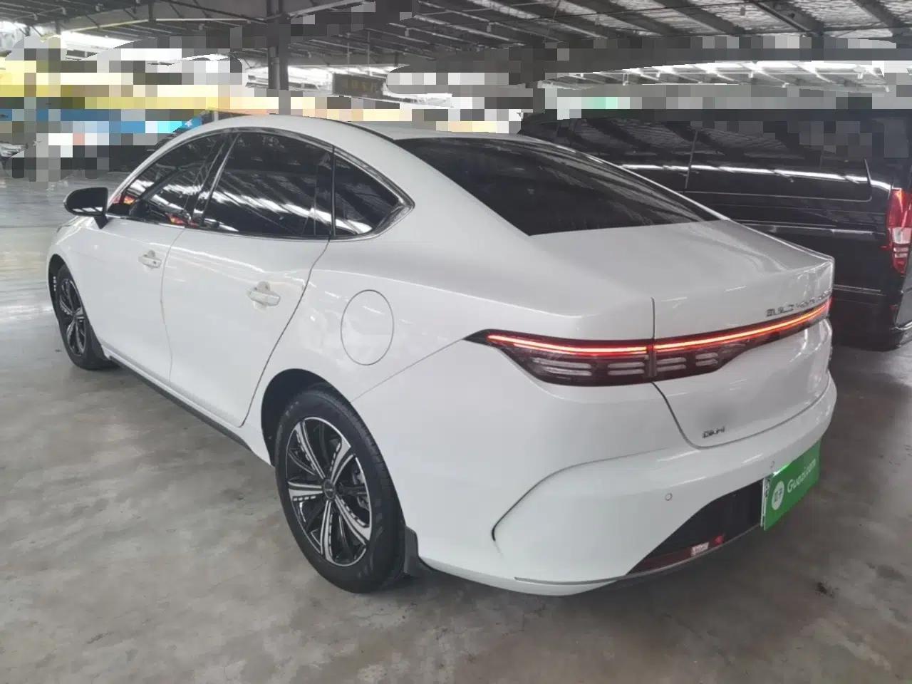 BYD Destroyer 05 2022 DM-i 55KM Prestige Model — миниатюра 4