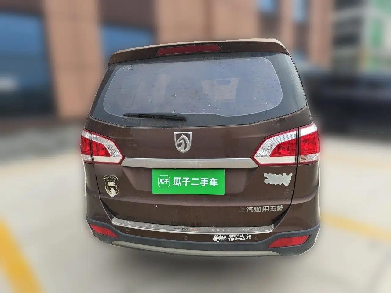 Baojun 730 2014 1.5L manual Comfort ESP version 7 seats — миниатюра 5