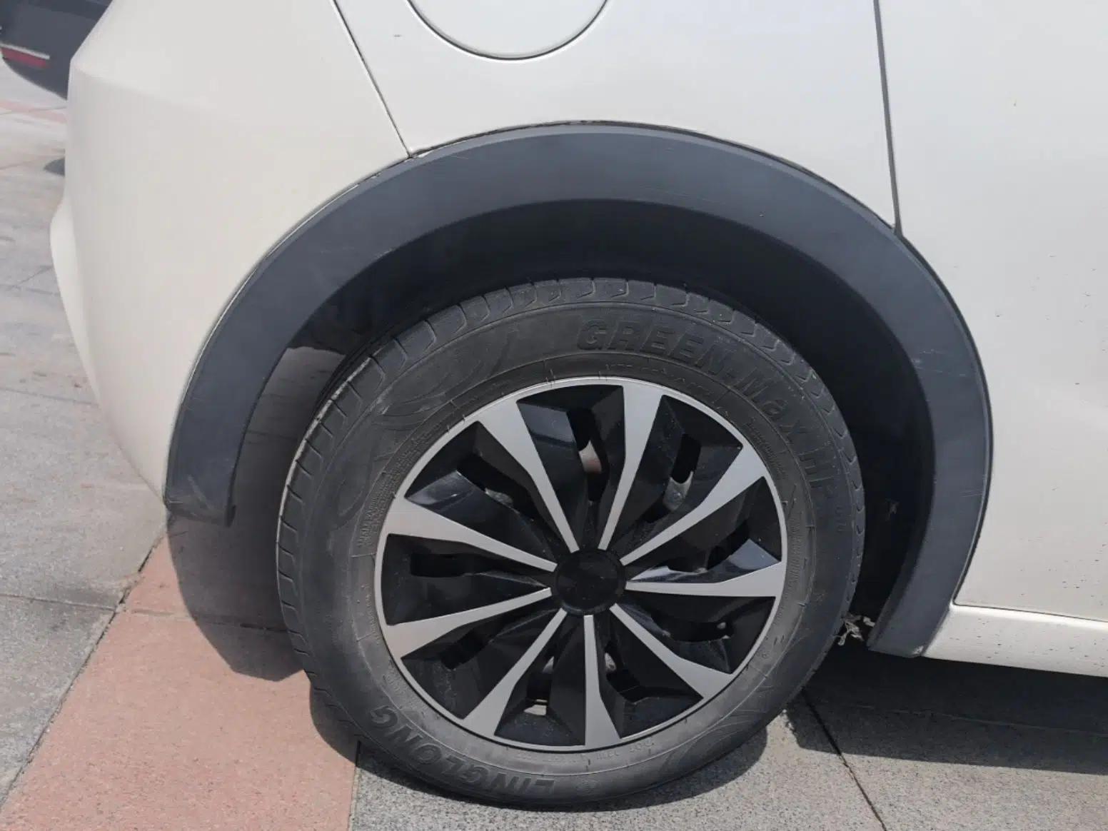 Baojun 310 2016 1.2L manual Comfort trim level — миниатюра 11
