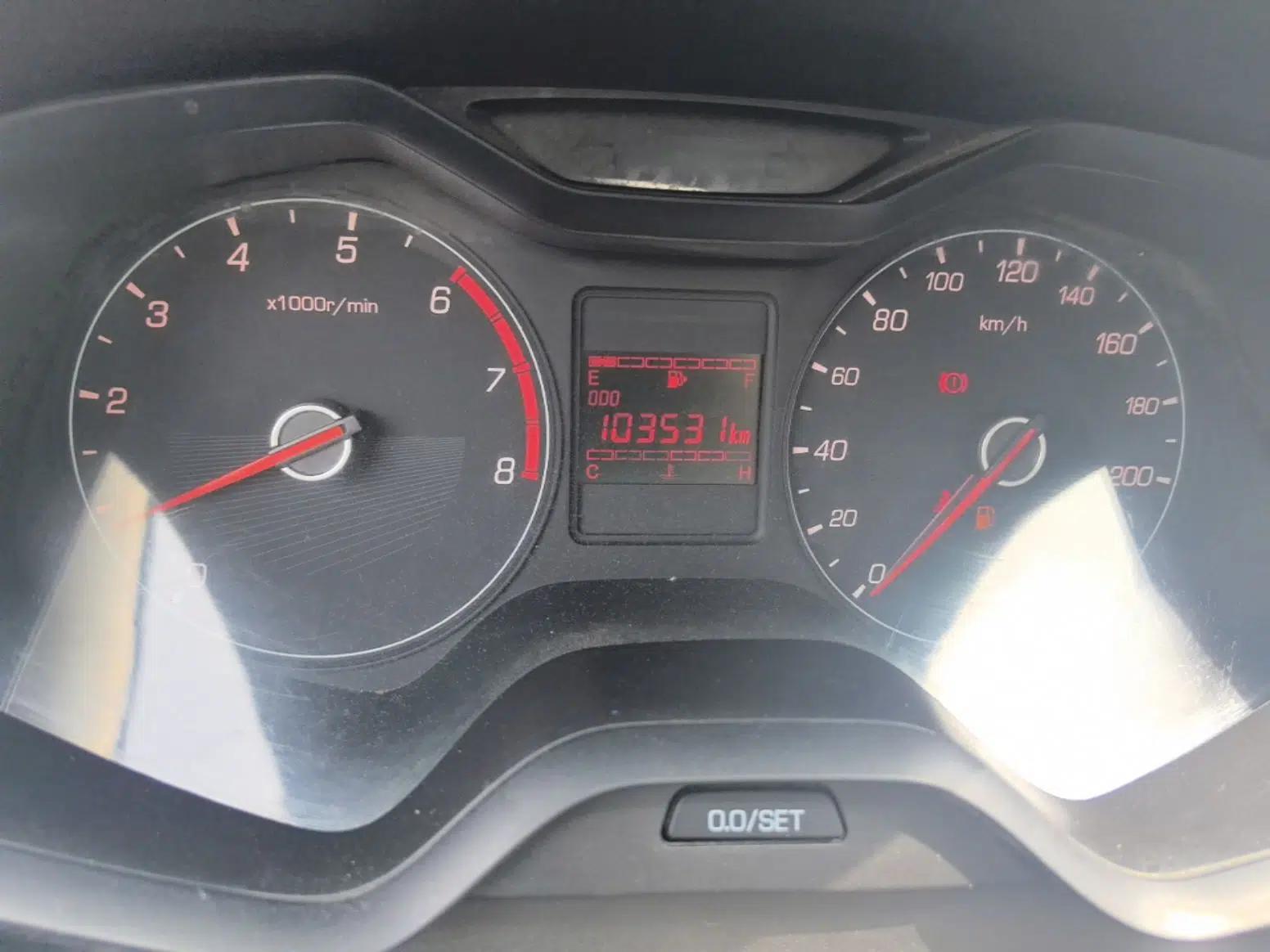 Baojun 310 2016 1.2L manual Comfort trim level — миниатюра 14