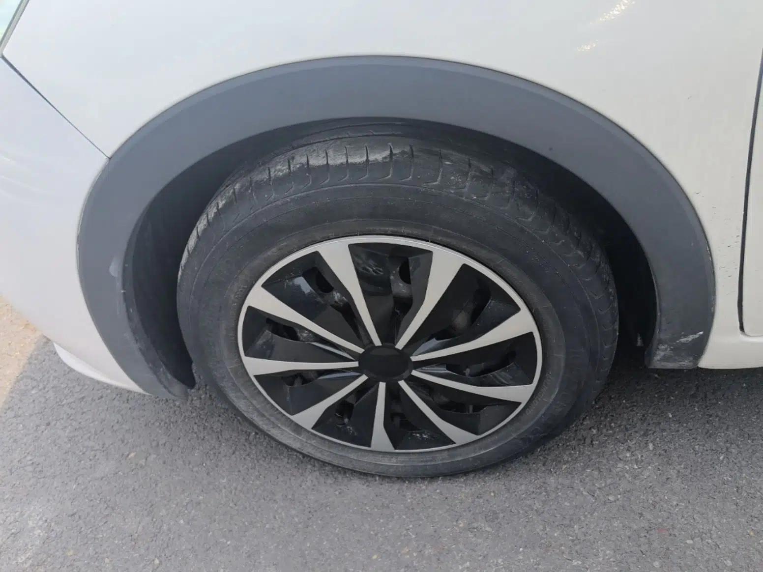 Baojun 310 2016 1.2L manual Comfort trim level — миниатюра 10