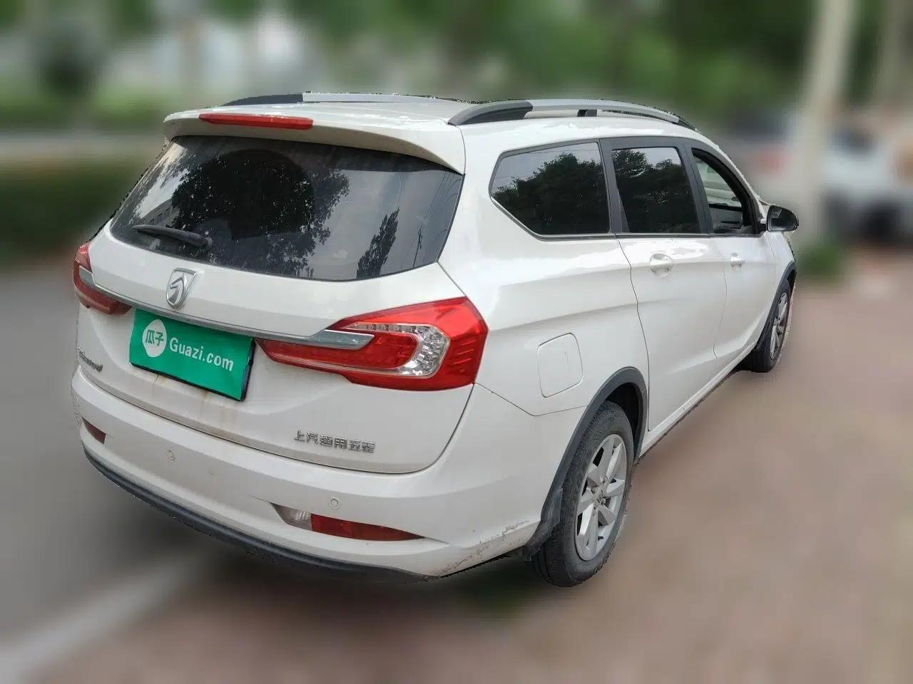 Baojun 310W 2018 1.5L Automatic Fashion Edition China VI — миниатюра 6