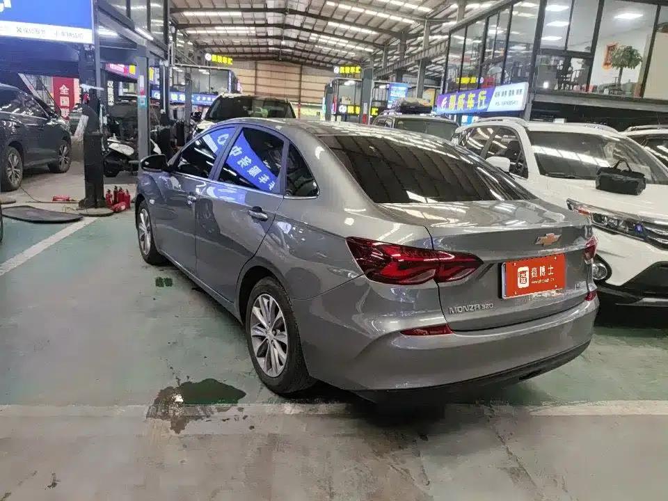 Chevrolet Cruze 2022 320 Automatic Enjoy Edition — миниатюра 3