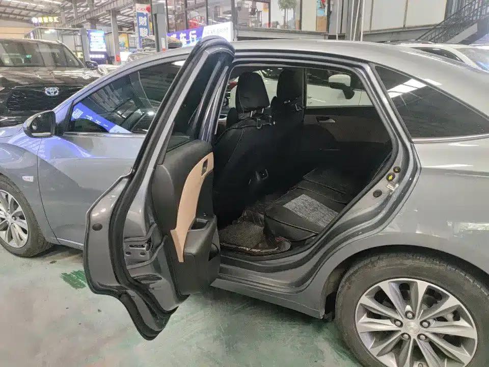Chevrolet Cruze 2022 320 Automatic Enjoy Edition — миниатюра 6