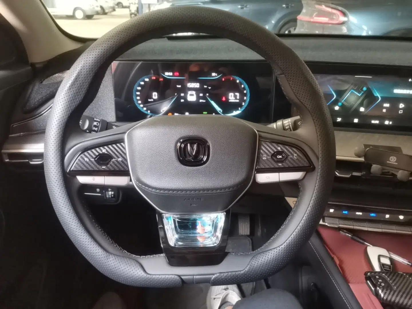 CHANGAN Eado 2024 PLUS Blue Whale NE 1.4T GDI DCT High-Energy Edition — миниатюра 13
