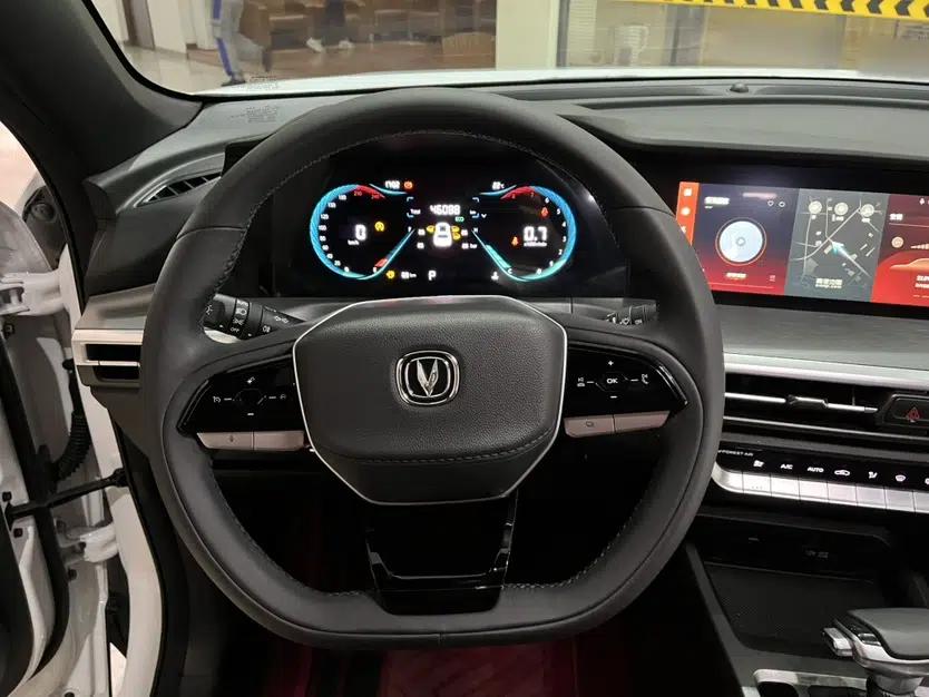 CHANGAN CS35PLUS 2023 Enjoy Edition 1.4T DCT Luxury Model — миниатюра 12