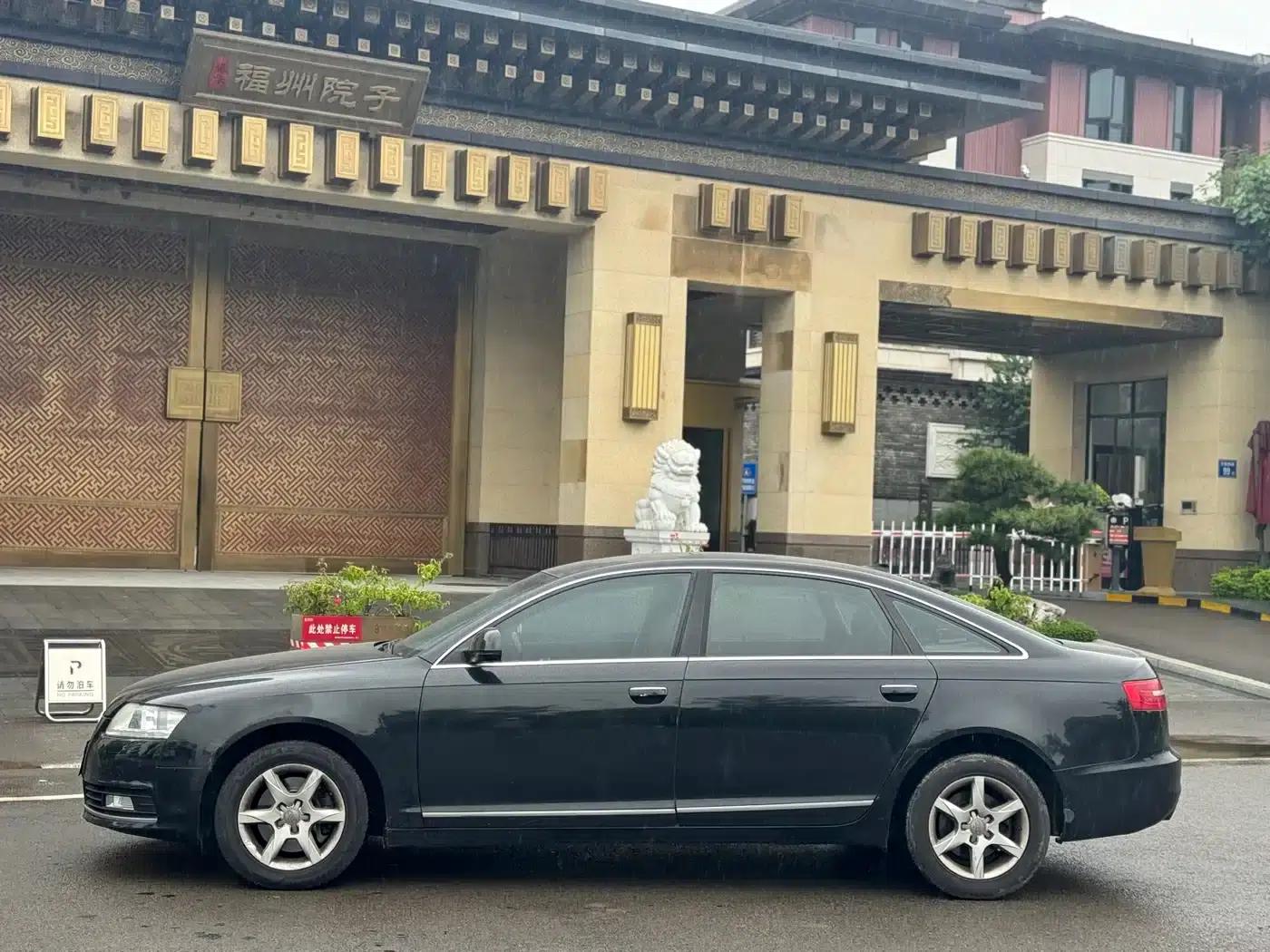 Audi A6L 2011 2.0 TFSI Automatic Standard Edition — миниатюра 11