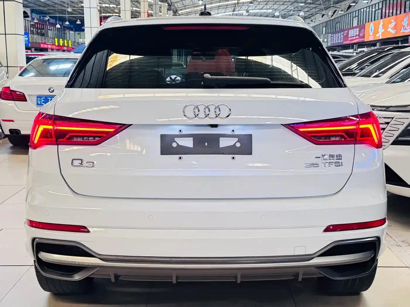 Audi Q3 2022 35 TFSI Fashion Dynamic Edition — миниатюра 12