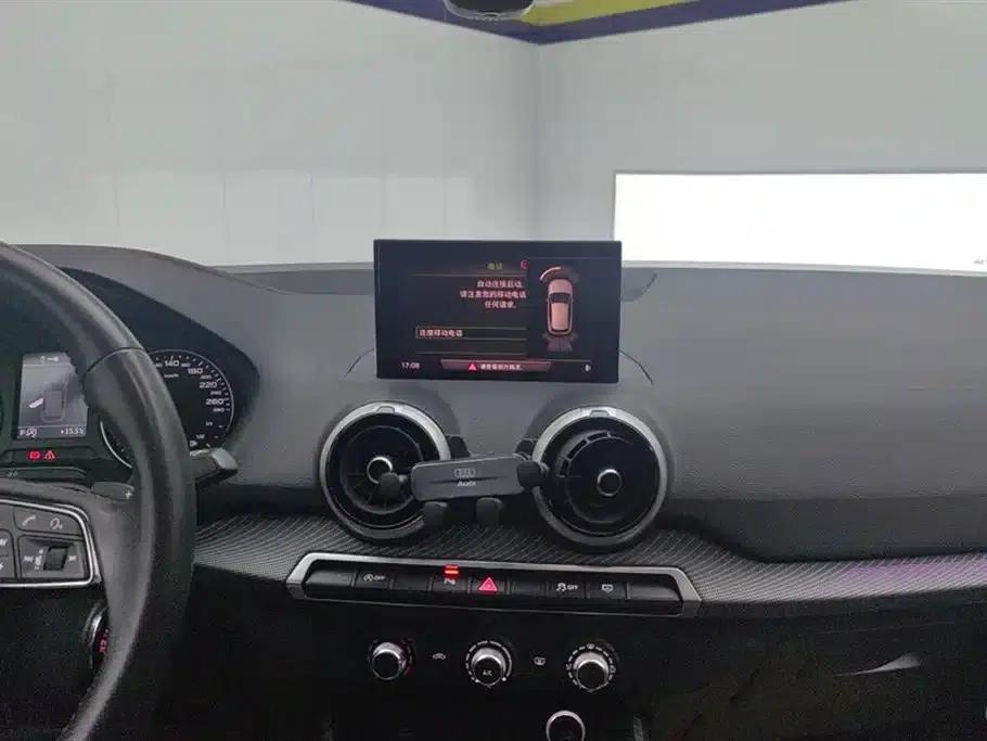 Audi Q2L 2022 35 TFSI Progressive Dynamic Edition — миниатюра 13