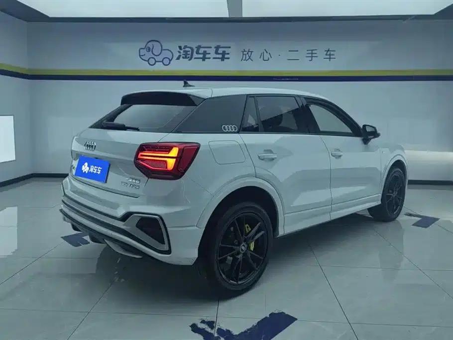Audi Q2L 2022 35 TFSI Progressive Dynamic Edition — миниатюра 3
