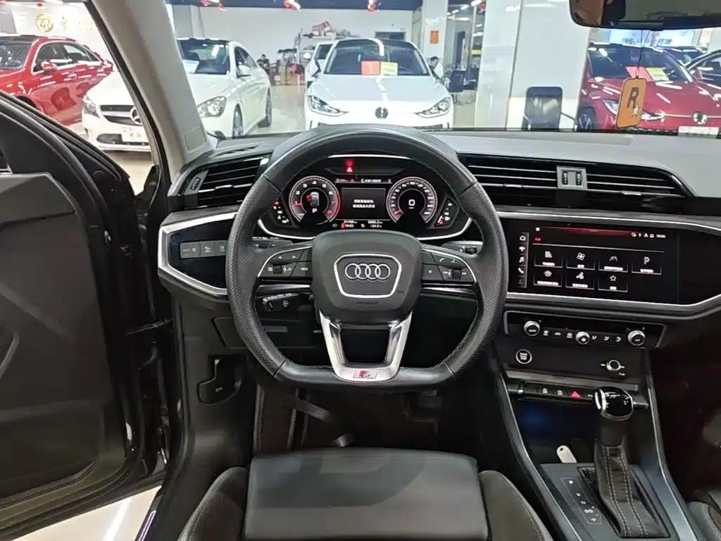 Audi Q3 Sportback 2022 40 TFSI Fashion Edition — миниатюра 11