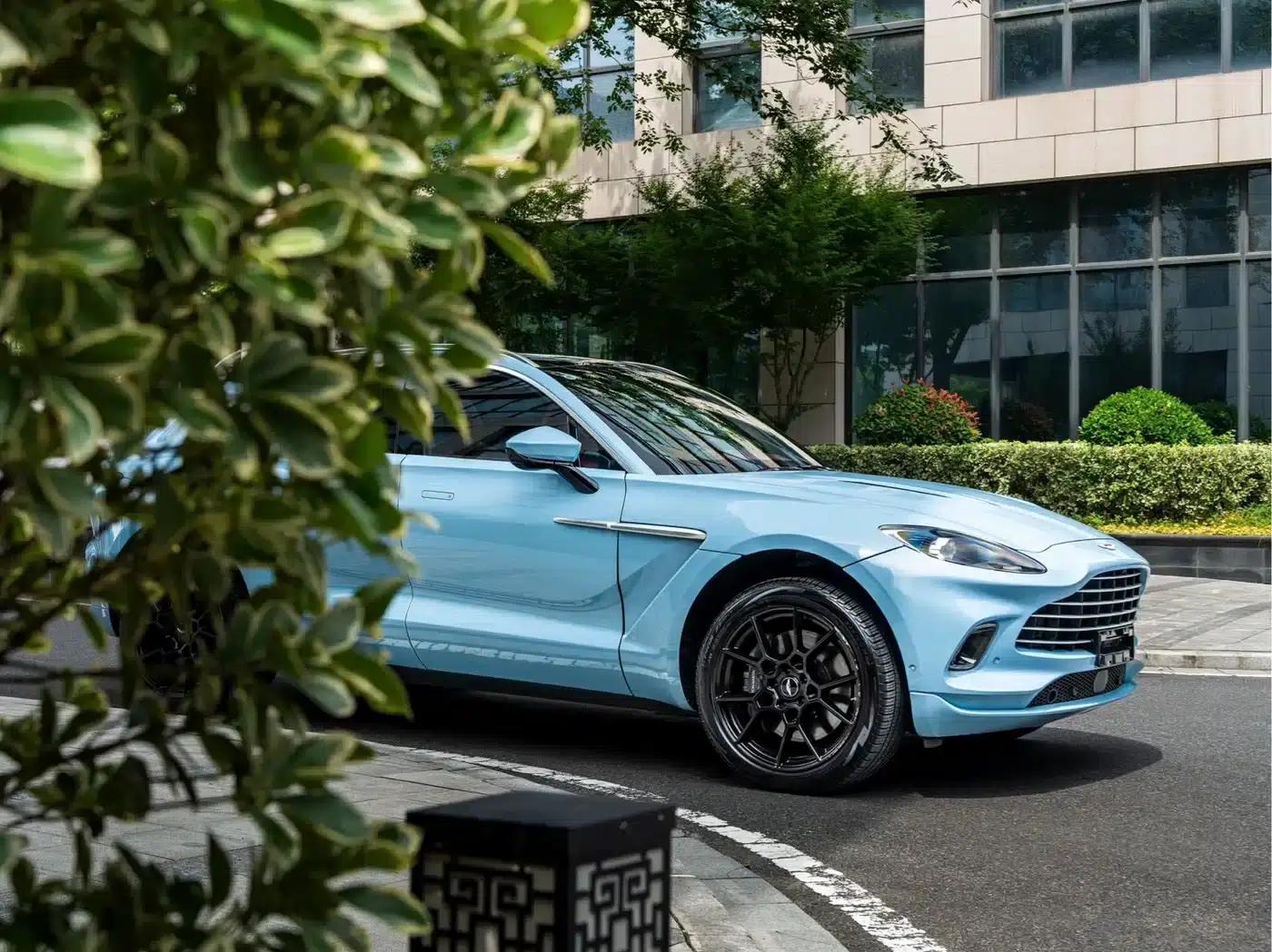 2022 Aston Martin DBX 4.0T V8 — миниатюра 6