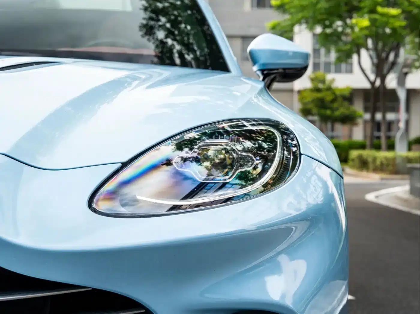 2022 Aston Martin DBX 4.0T V8 — миниатюра 8