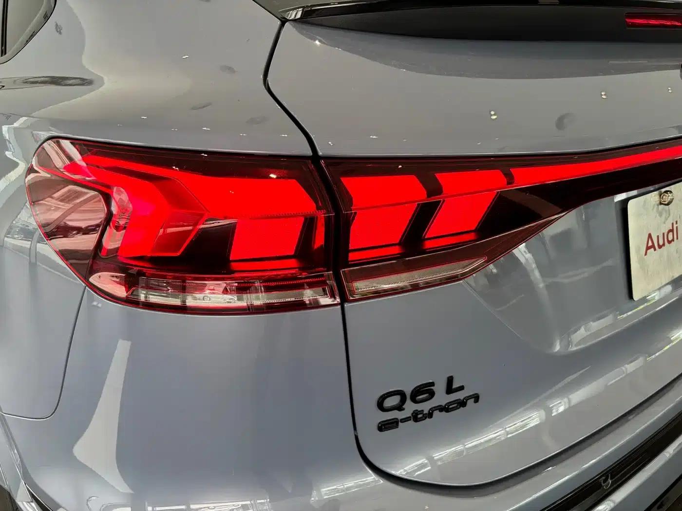 Audi Q6L Sportback e-tron 2026 First Edition — миниатюра 10