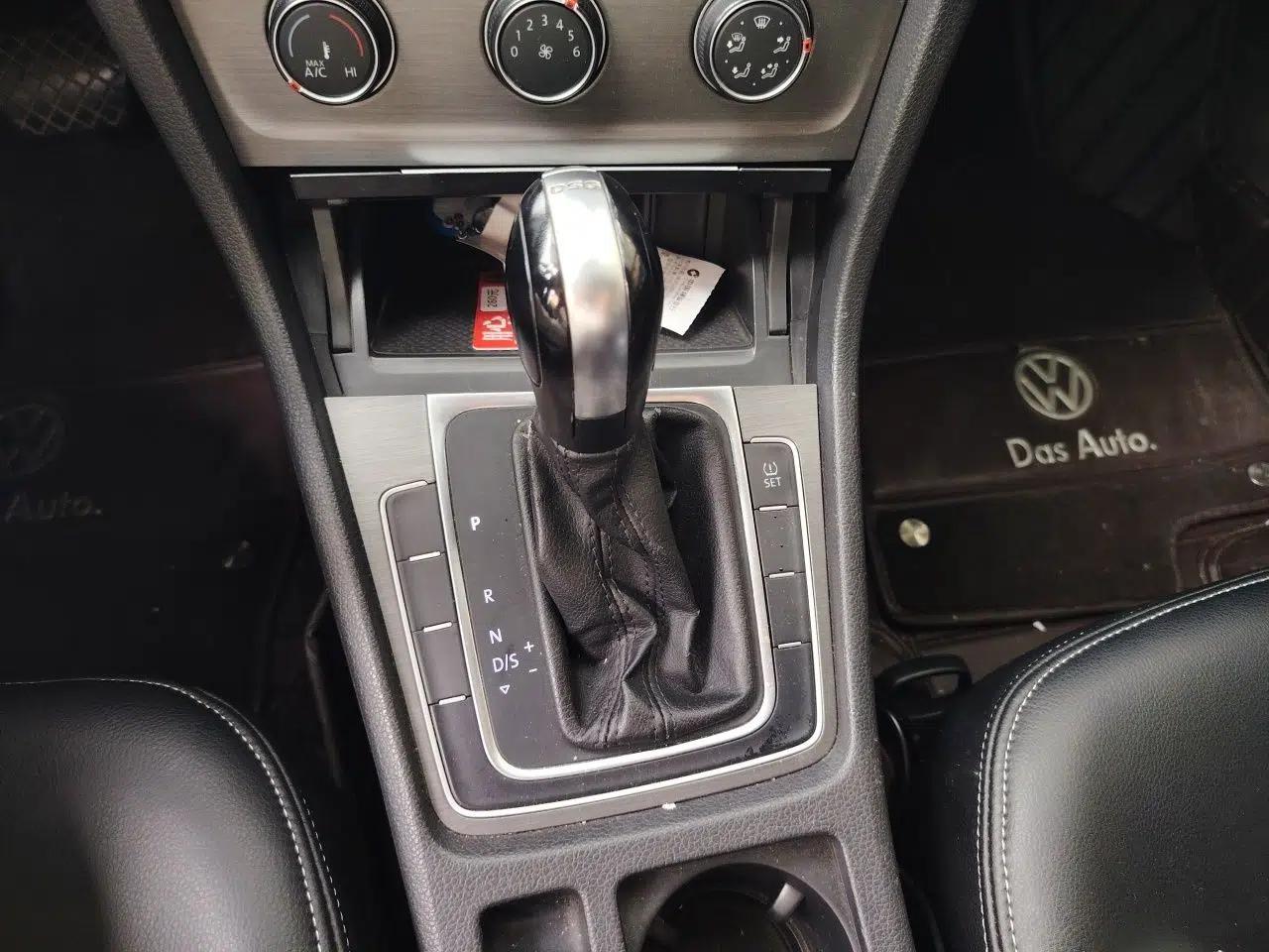 Volkswagen Golf 2014 1.4TSI Automatic Comfort Model — миниатюра 14