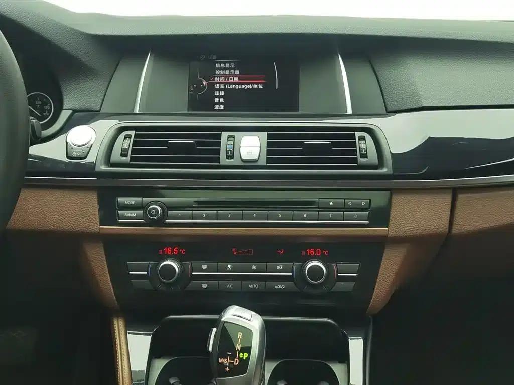 2014 BMW 5 Series 520Li Elegant Edition — миниатюра 12