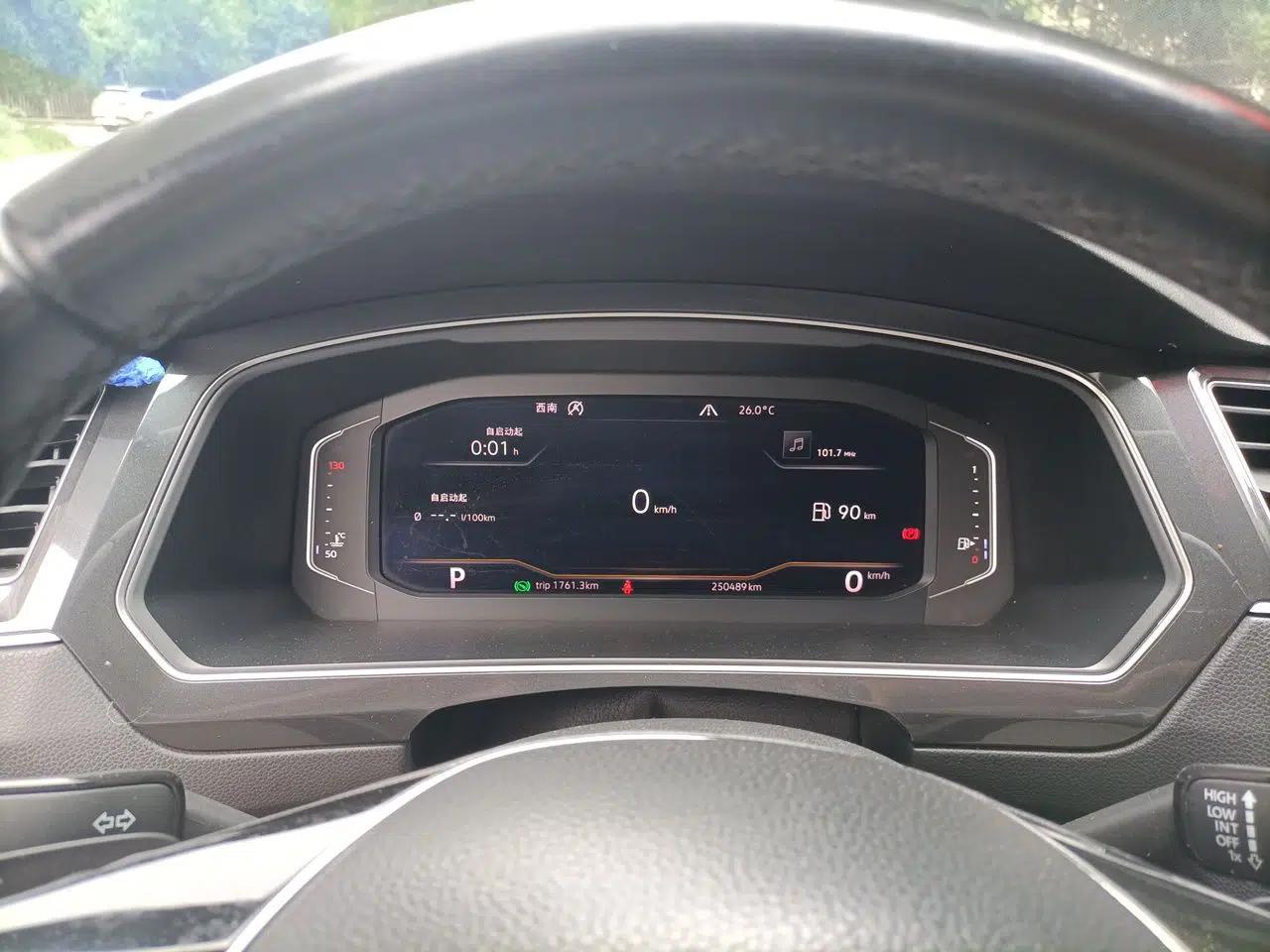 Volkswagen Tiguan 2018 330TSI All-Wheel-Drive Innovation Model — миниатюра 11