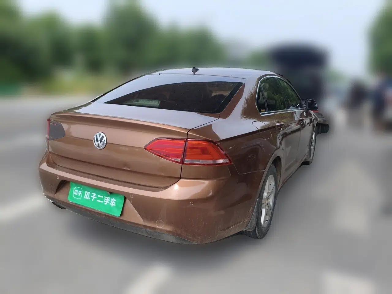 Volkswagen Lamando 2015 230TSI DSG Fashion Edition — миниатюра 6