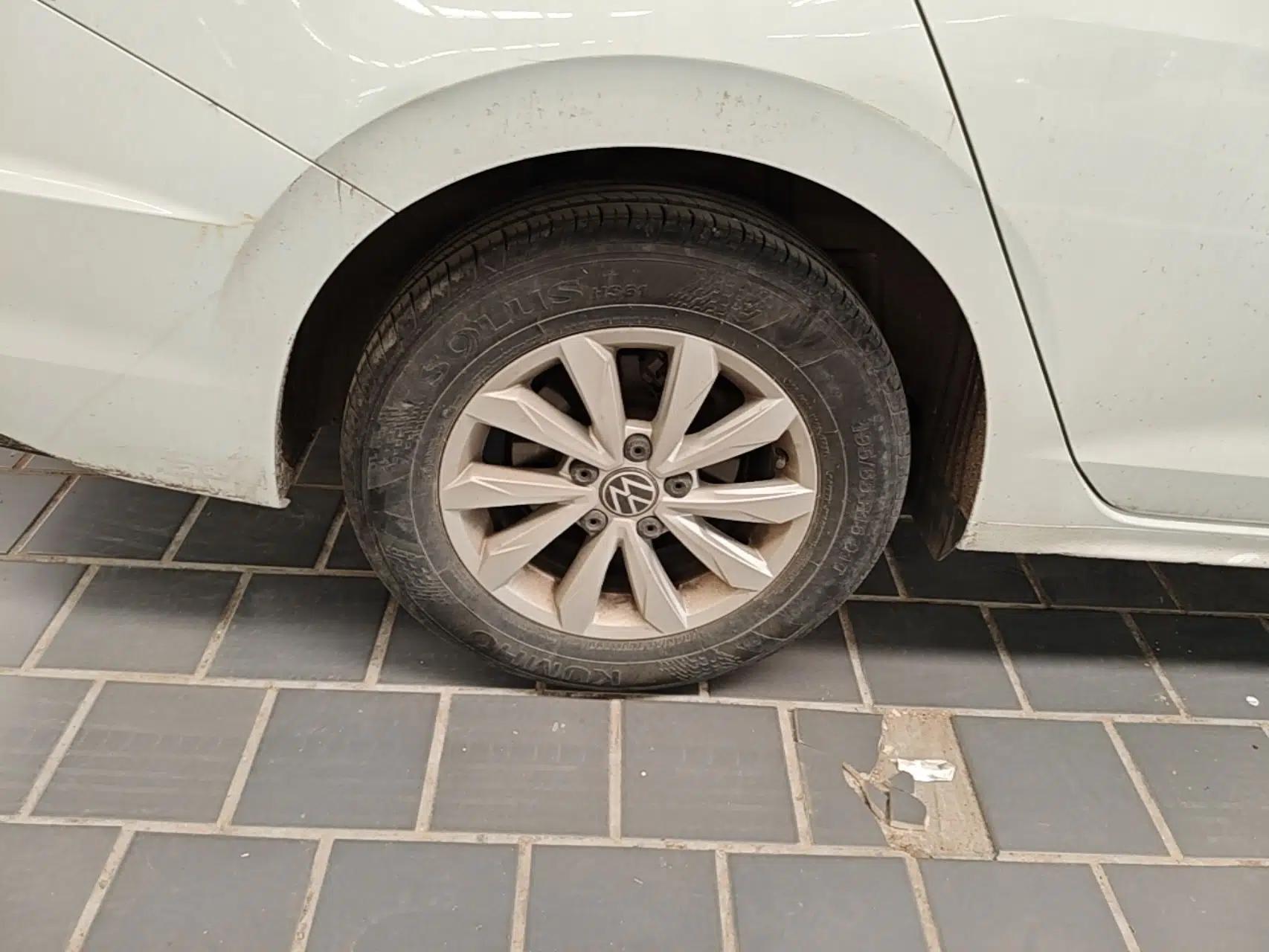 Volkswagen Bora 2021 1.5L Automatic Fashionable Smart Connectivity Version — миниатюра 11