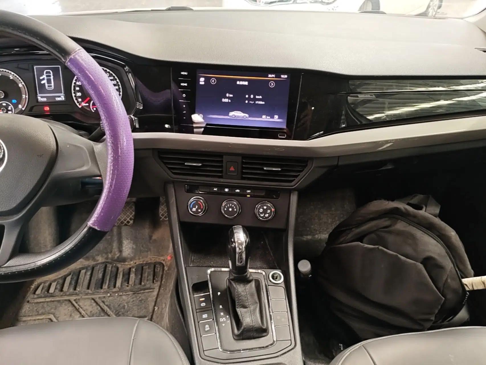Volkswagen Bora 2021 1.5L Automatic Fashionable Smart Connectivity Version — миниатюра 15
