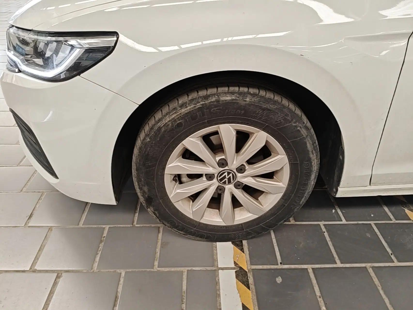 Volkswagen Bora 2021 1.5L Automatic Fashionable Smart Connectivity Version — миниатюра 10