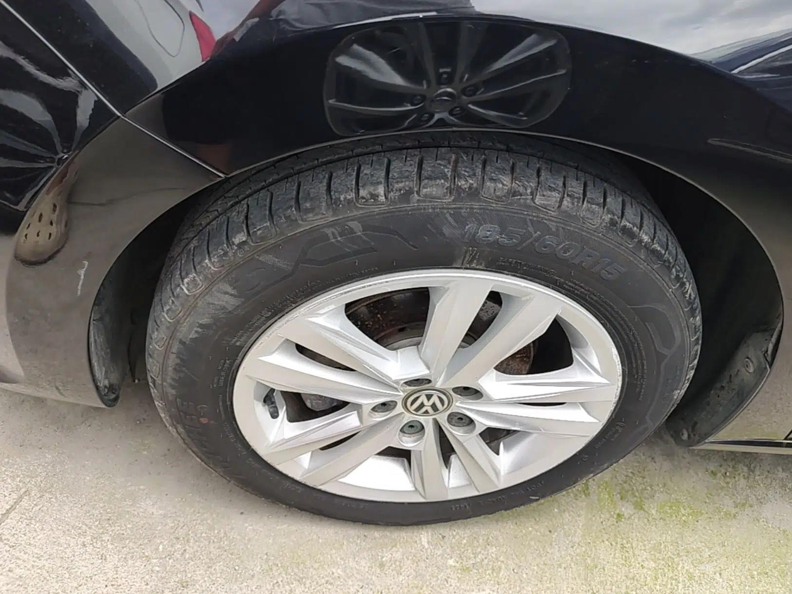 Volkswagen Santana 2016 1.6L Manual Comfort Edition — миниатюра 10