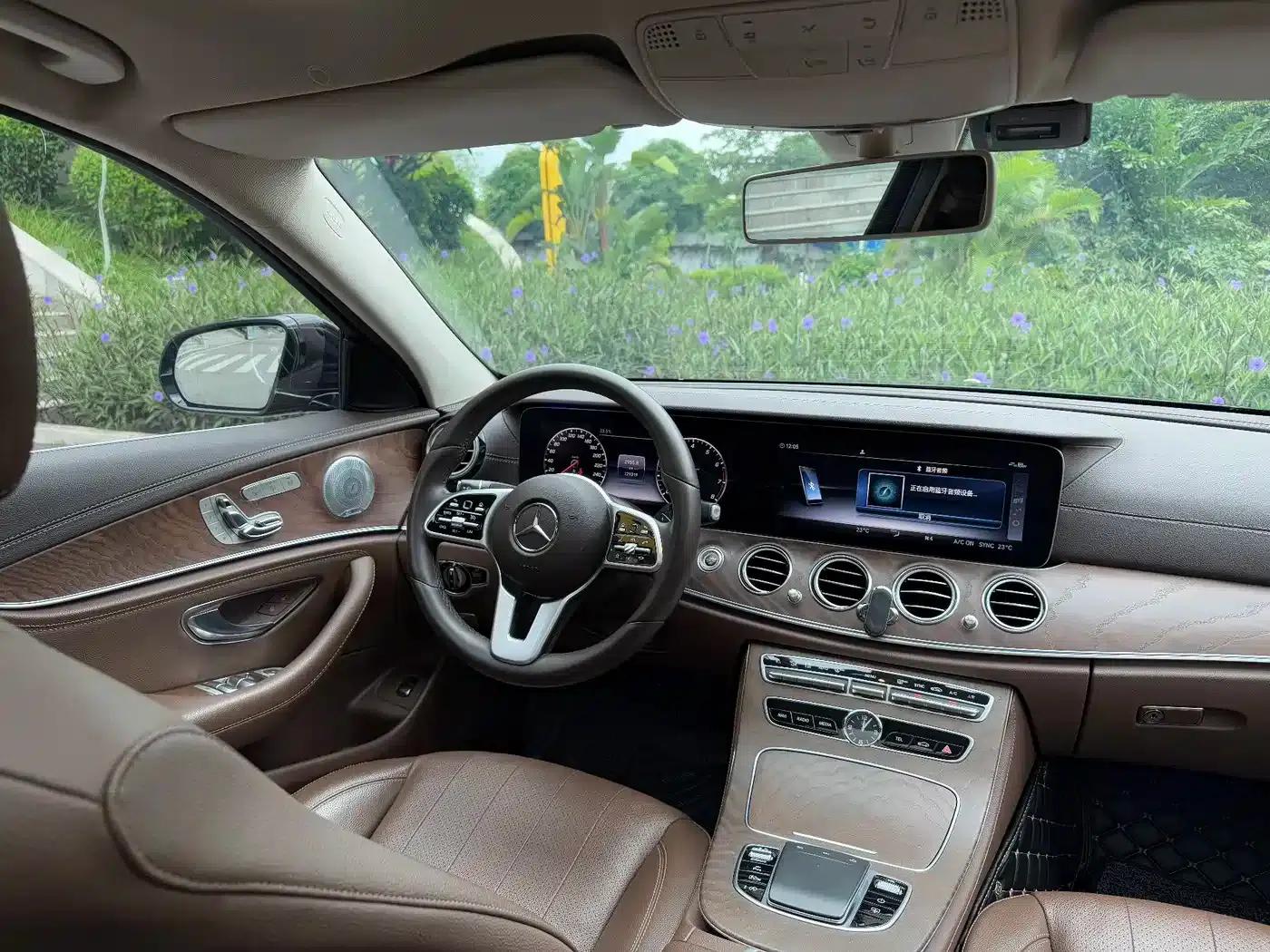 2019 Mercedes-Benz E-Class E 300 L Luxury — миниатюра 7