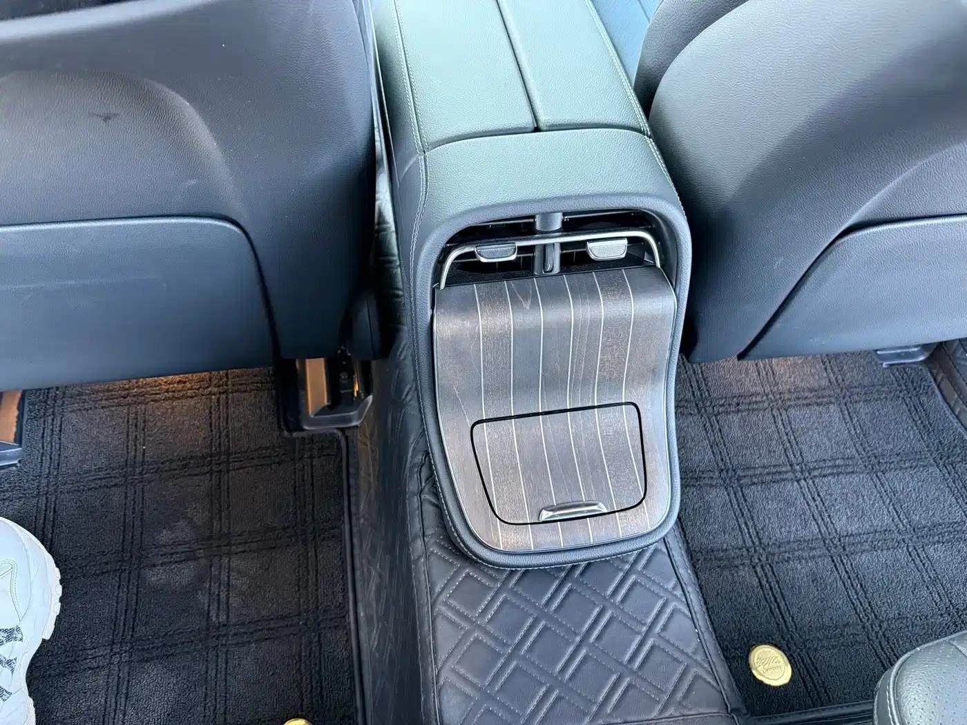 Mercedes-Benz E-Class 2025 Facelift E 300 L Luxury — миниатюра 13