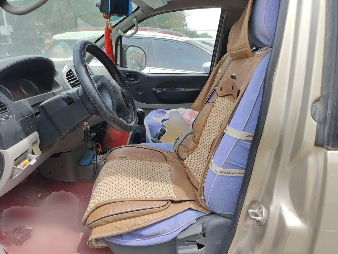 FORTHING Lingzhi 2015 M3 1.6L 7-Seater Comfort Model — миниатюра 15