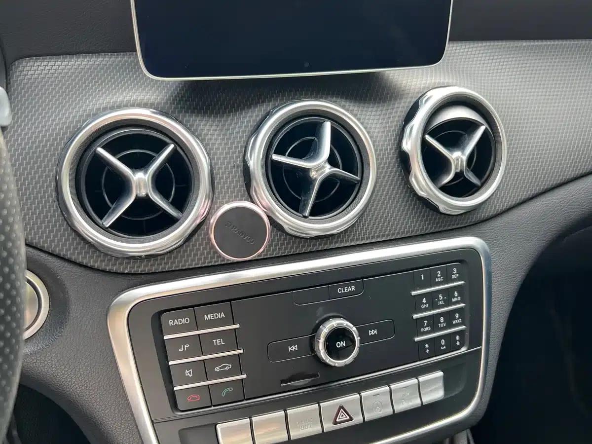 2018 Mercedes-Benz GLA 200 Dynamic — миниатюра 6