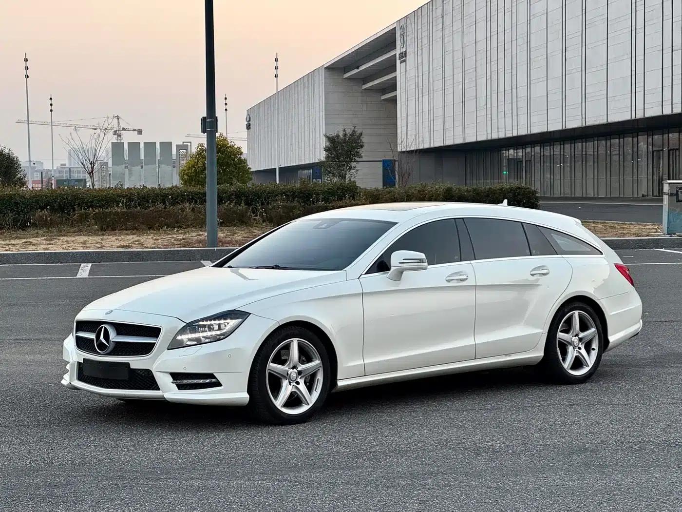 2013 Mercedes-Benz CLS 350 Shooting Brake — миниатюра 1