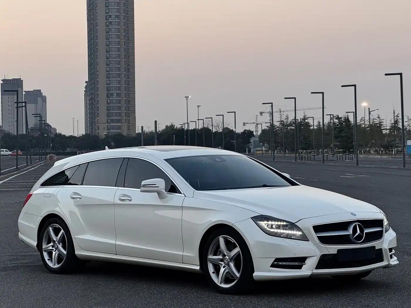 2013 Mercedes-Benz CLS 350 Shooting Brake — миниатюра 2