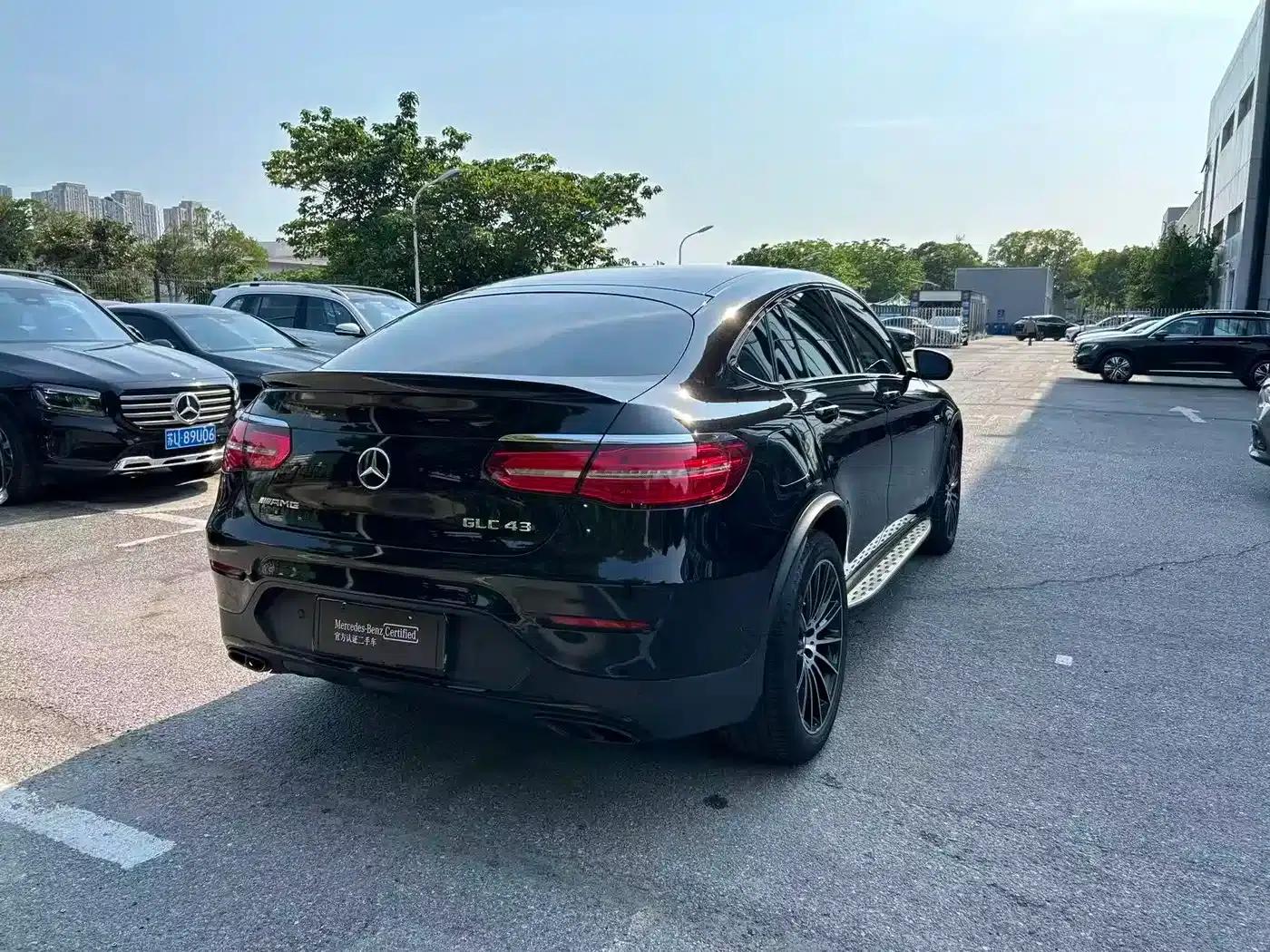 Mercedes-Benz GLC Coupe AMG 2017 AMG GLC 43 4MATIC Coupe SUV — миниатюра 8