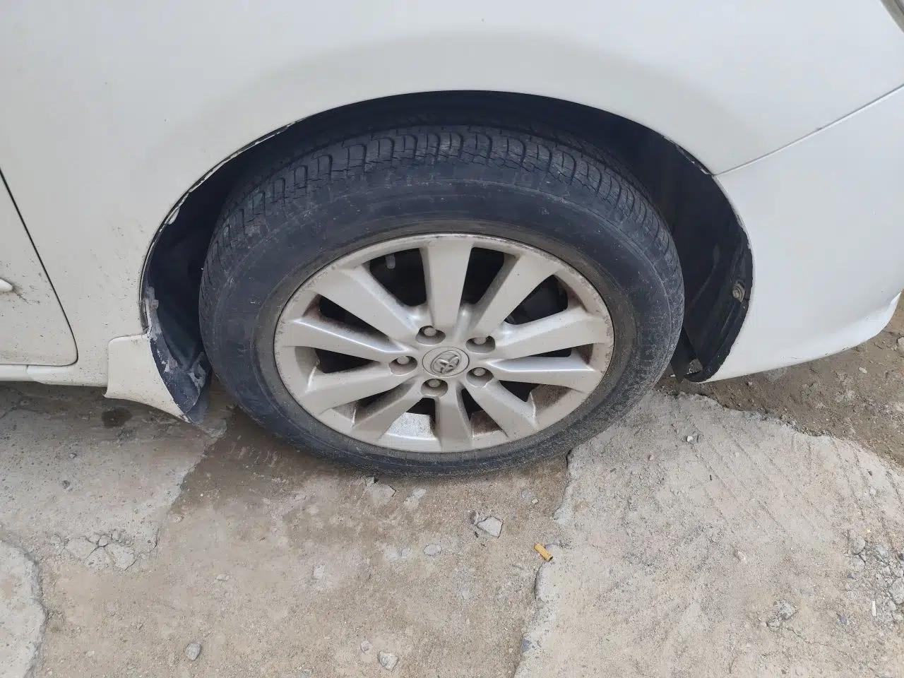 Toyota Corolla 2008 1.8L Automatic GL-i Sunroof Special Edition — миниатюра 8