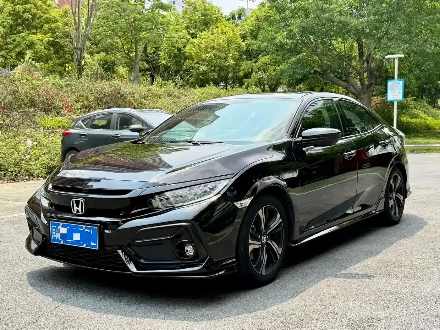 Civic 2021 HATCHBACK 220TURBO CVT Trendy and Cool — миниатюра 1