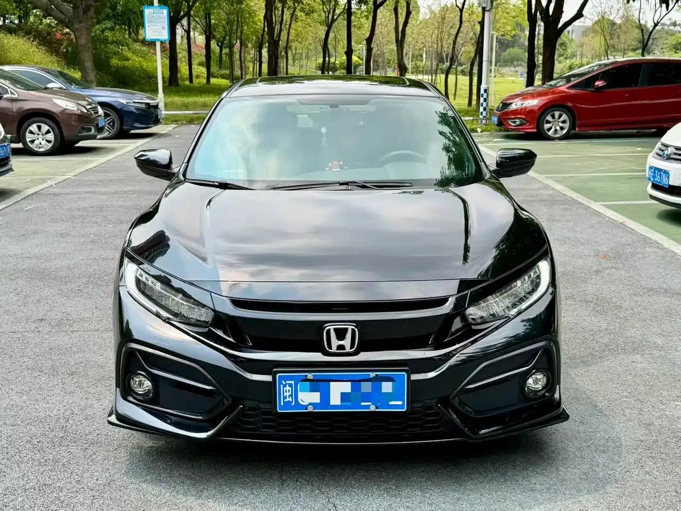 Civic 2021 HATCHBACK 220TURBO CVT Trendy and Cool — миниатюра 2