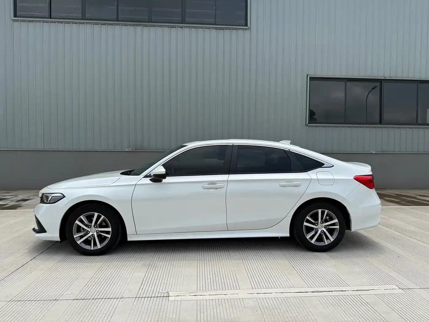 Civic 2023 240TURBO CVT Sporty Control Special Edition — миниатюра 4