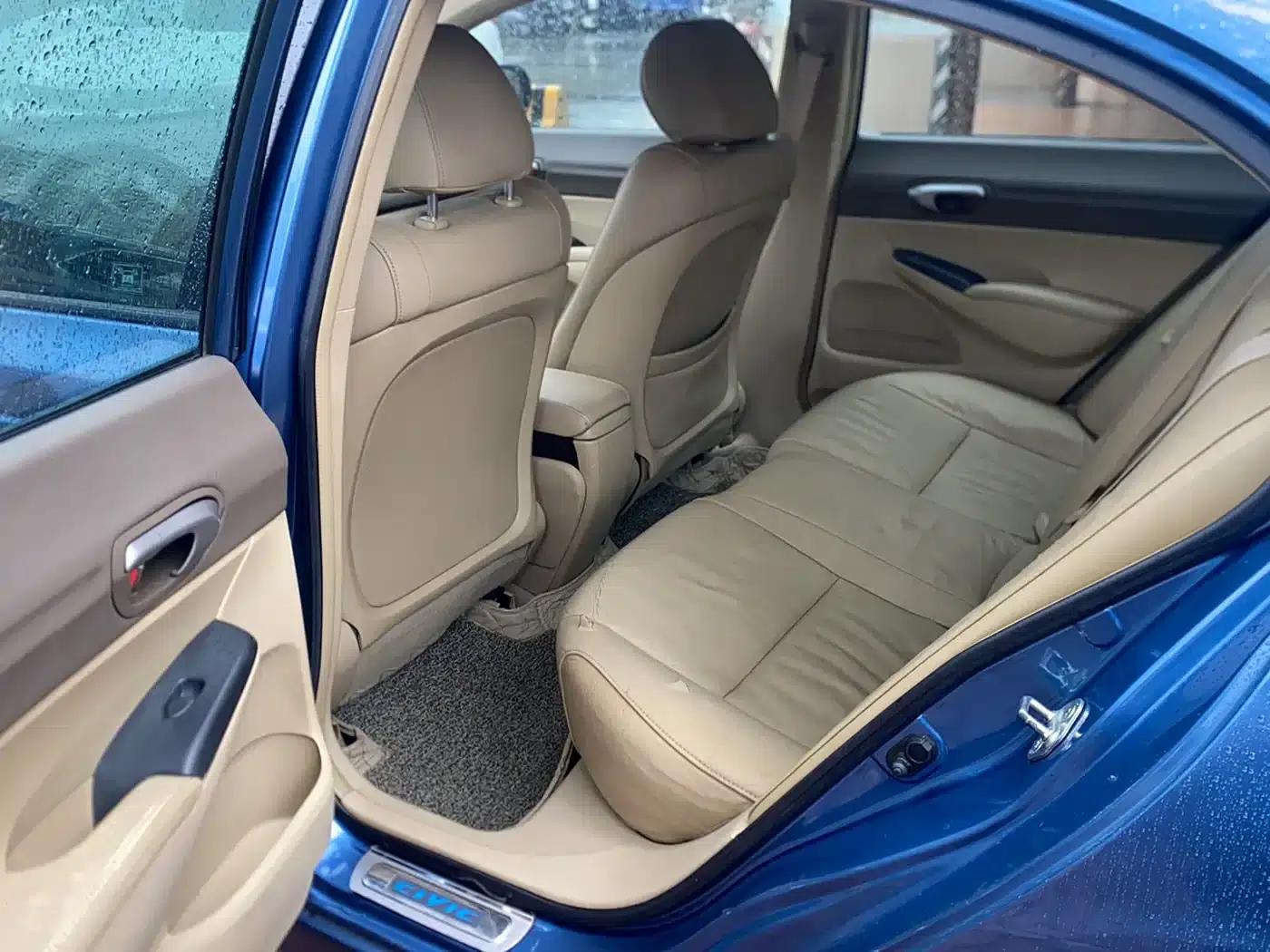 2006 Civic 1.8L Automatic Classic Edition — миниатюра 4