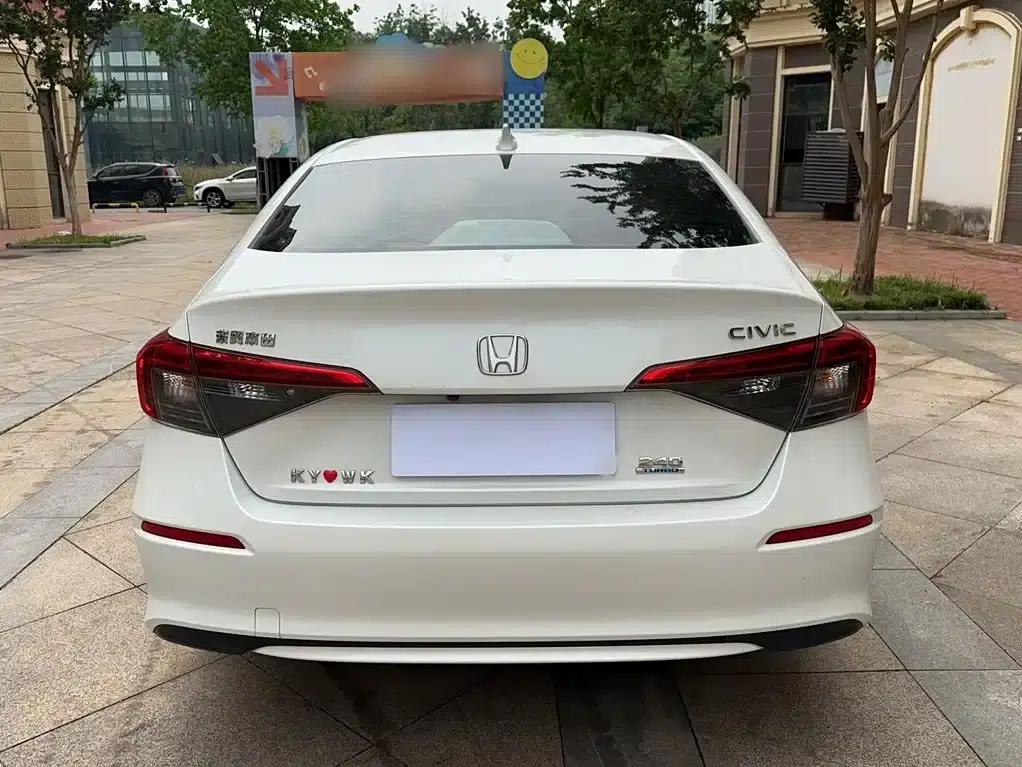 Civic 2023 240TURBO CVT Sporty Special Edition — миниатюра 4