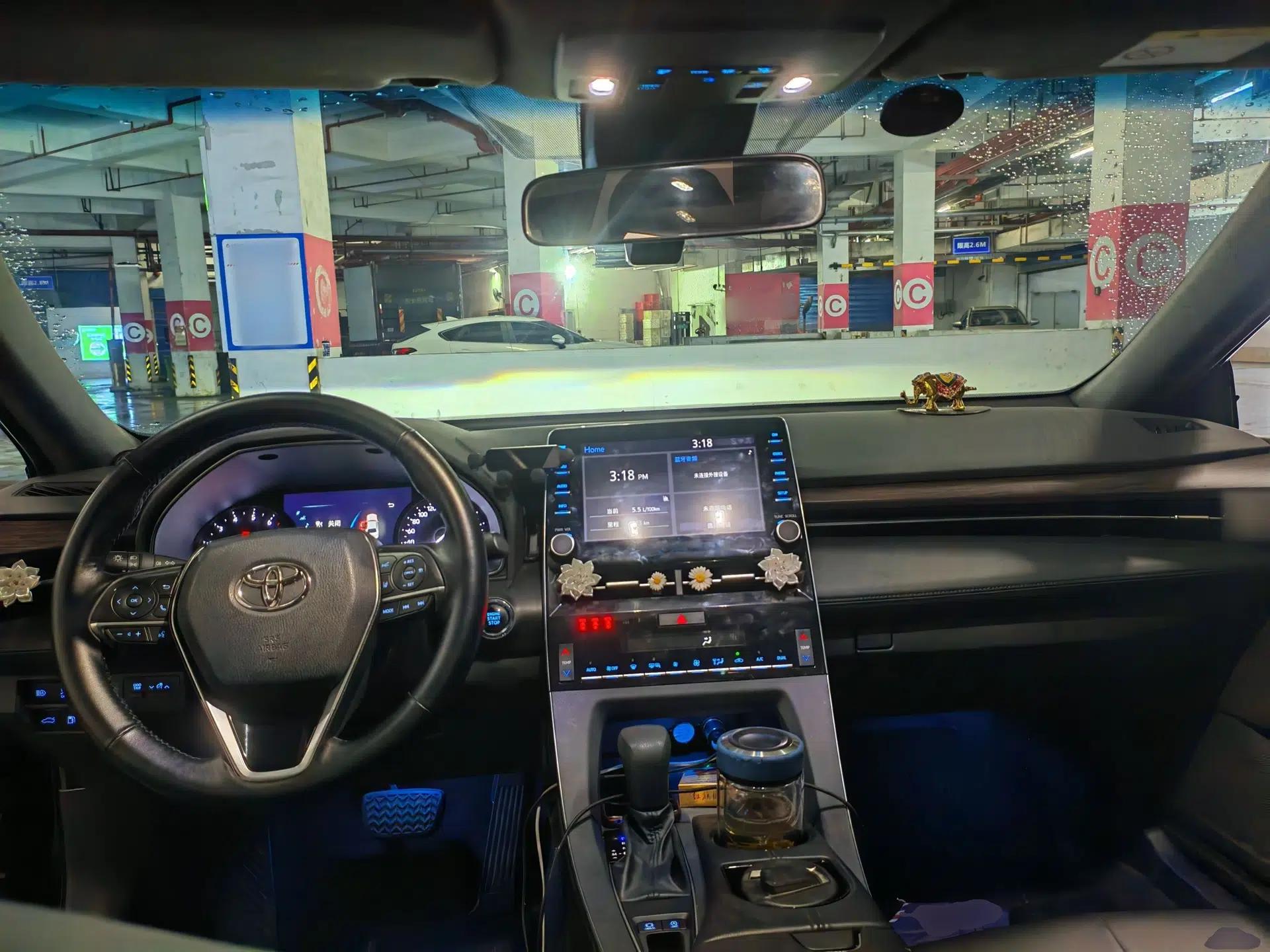 Toyota Avalon 2022 2.0L Ambition Edition — миниатюра 9