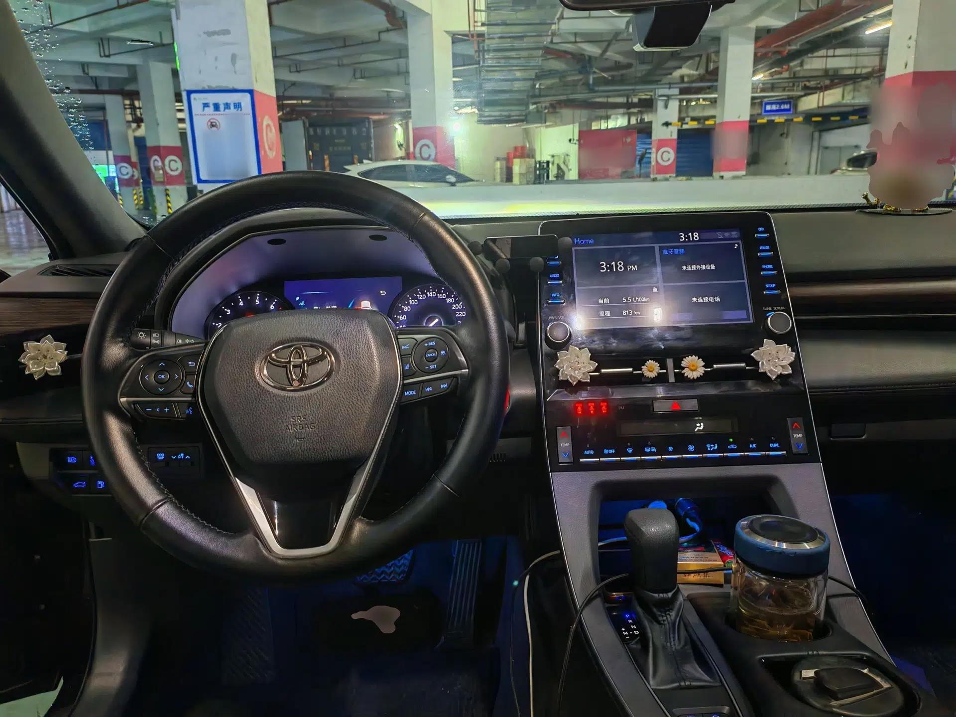 Toyota Avalon 2022 2.0L Ambition Edition — миниатюра 10