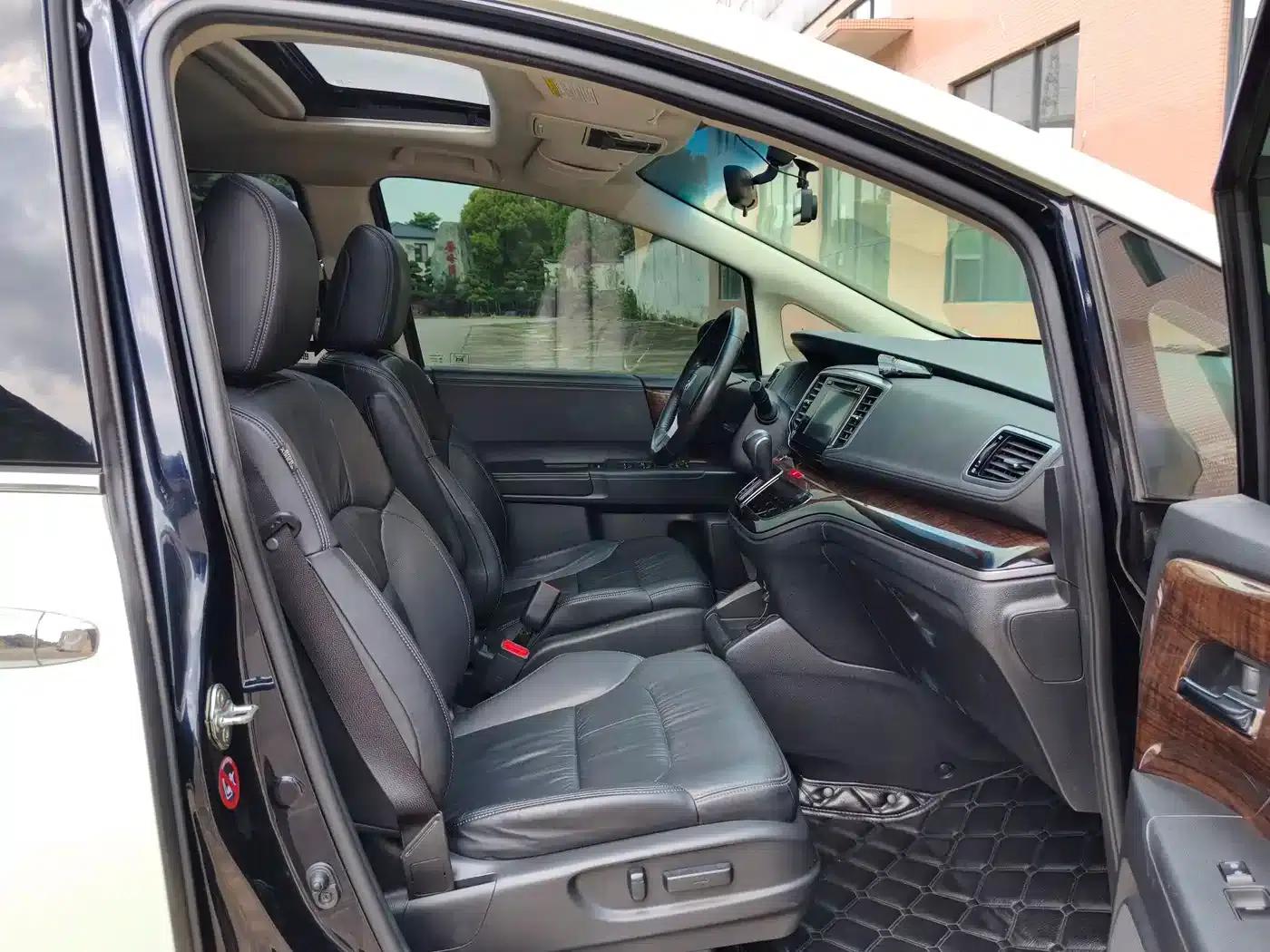 Odyssey 2015 2.4L Smart Edition — миниатюра 11