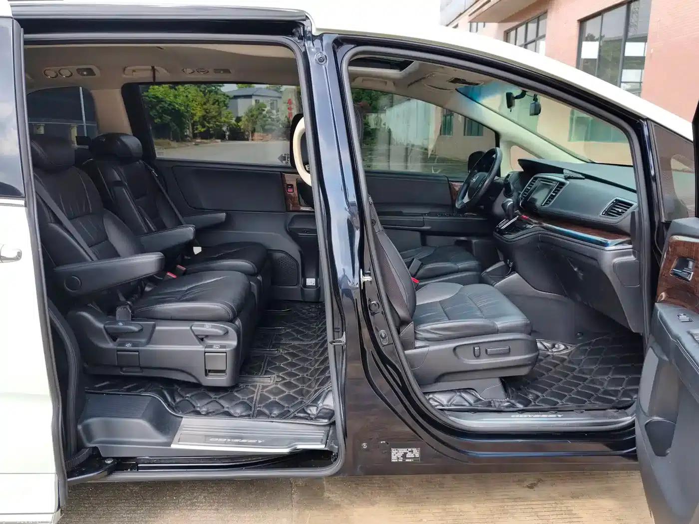 Odyssey 2015 2.4L Smart Edition — миниатюра 14