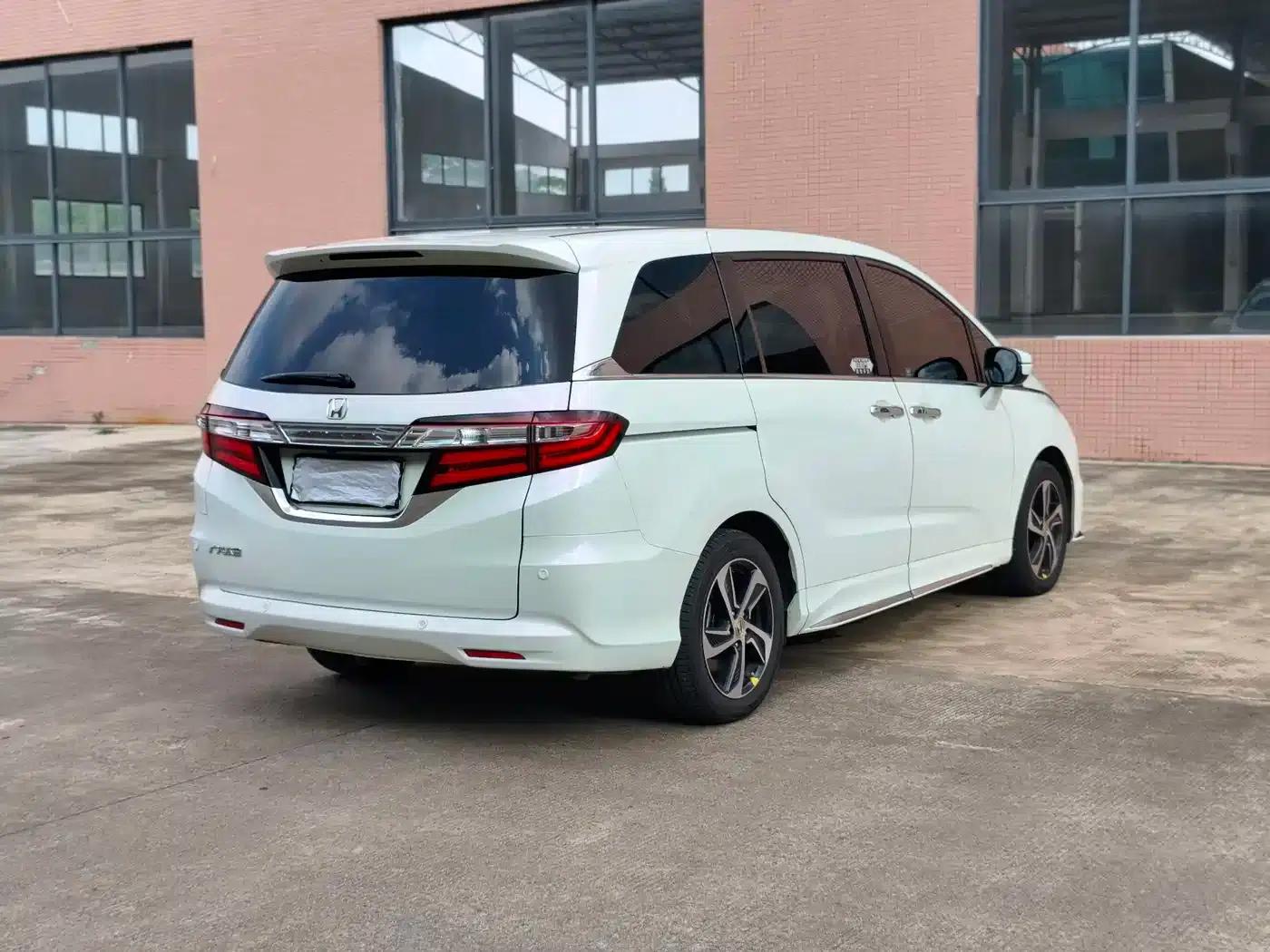 Odyssey 2015 2.4L Smart Edition — миниатюра 8