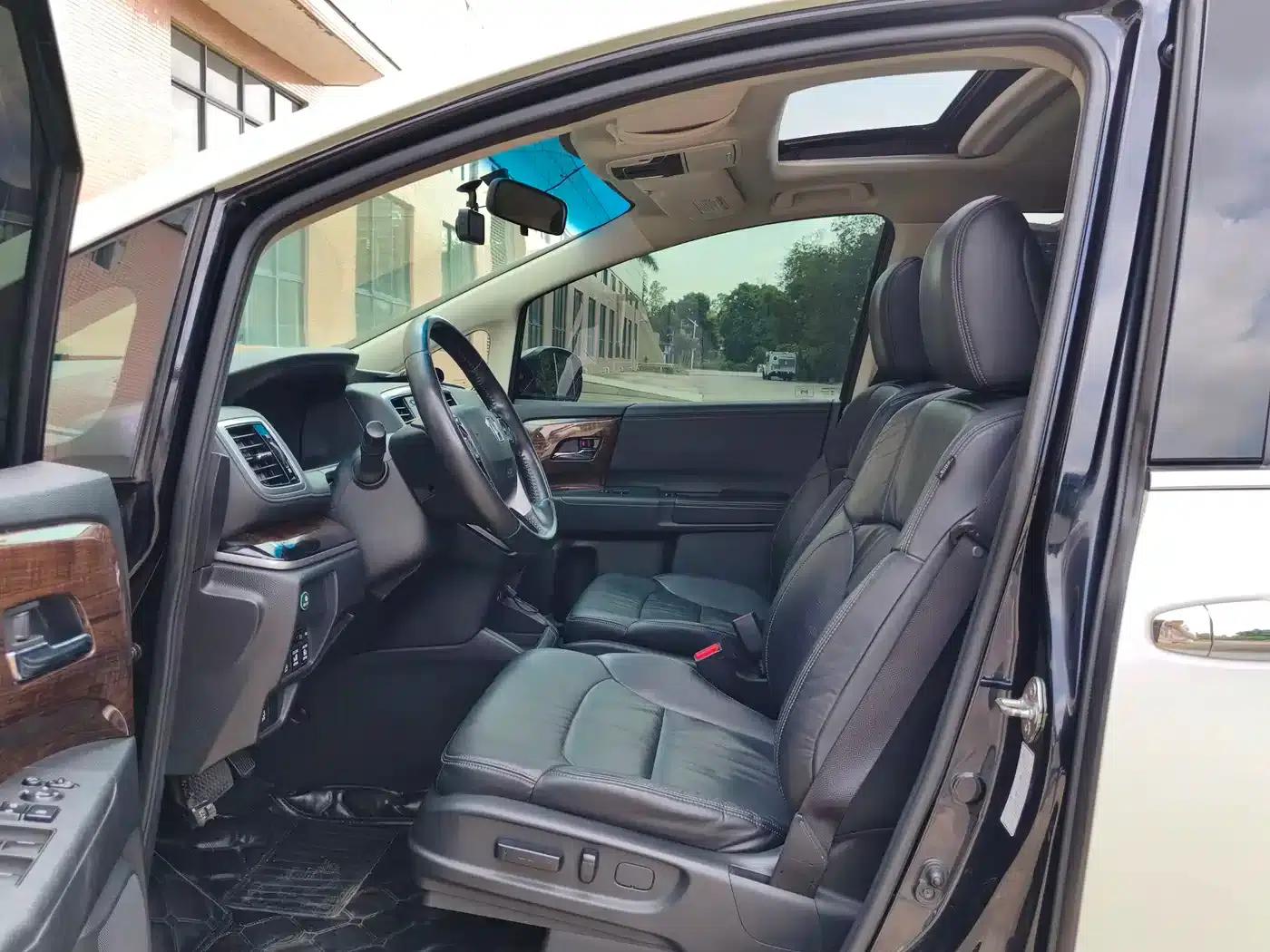Odyssey 2015 2.4L Smart Edition — миниатюра 9