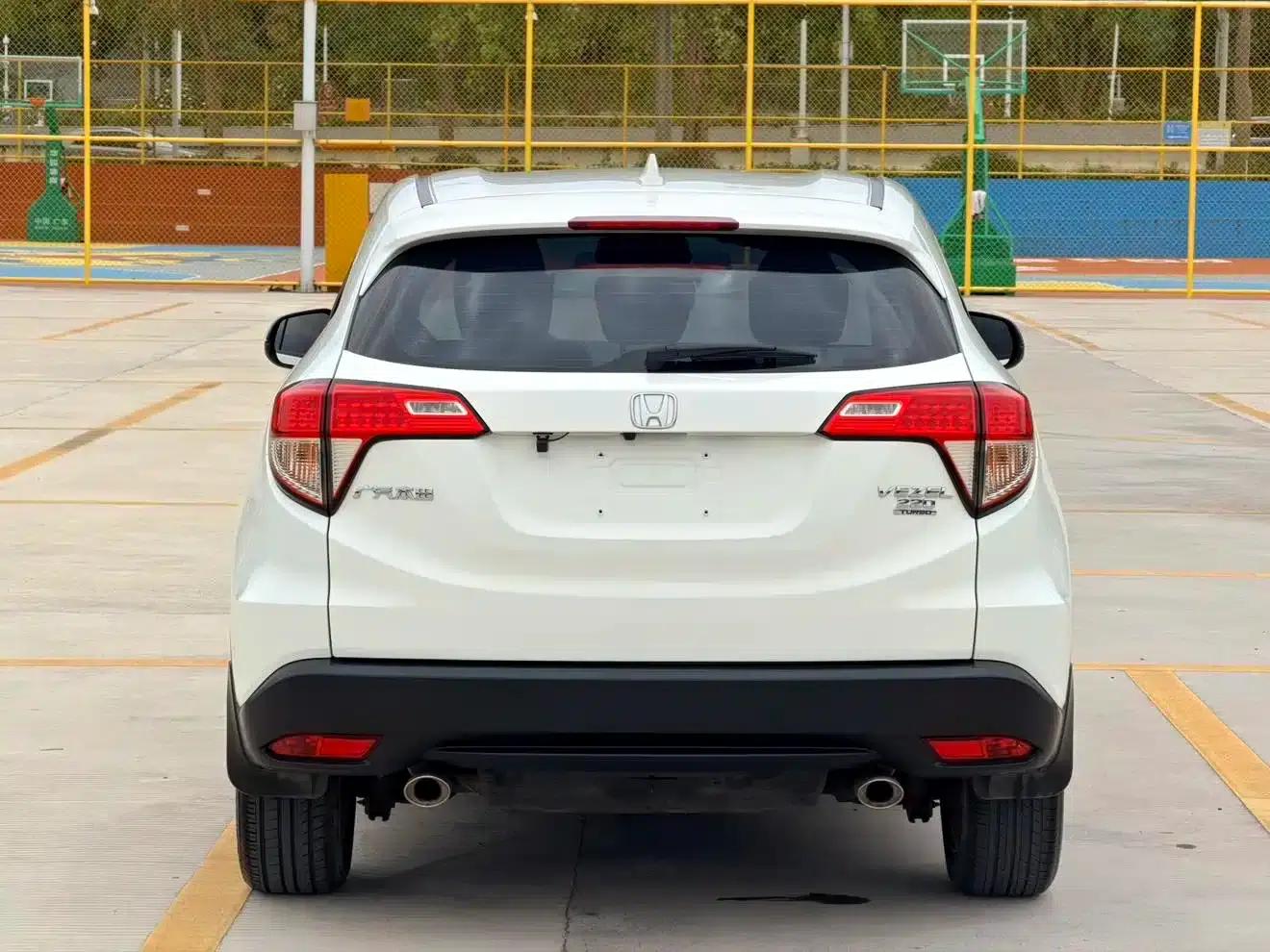 Vezel 2020 220 TURBO CVT Elite Edition — миниатюра 4