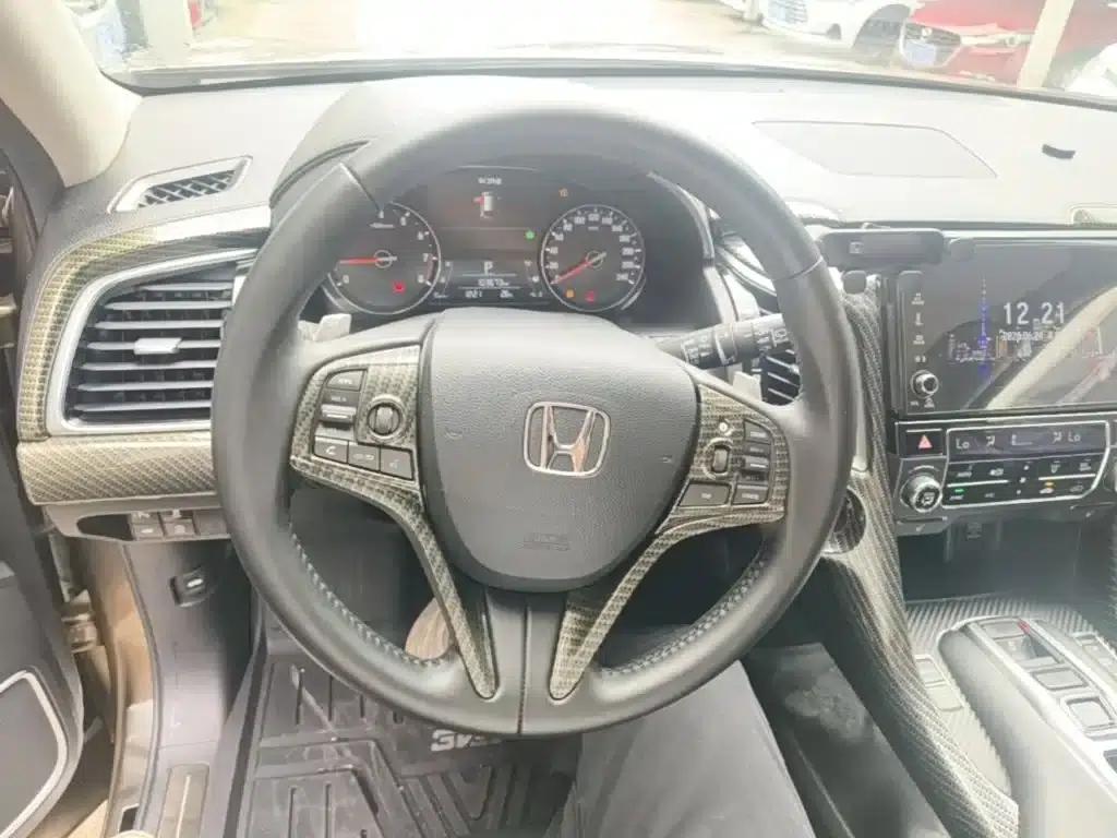 2017 Honda Avancier 370TURBO 4WD Premium Edition — миниатюра 11