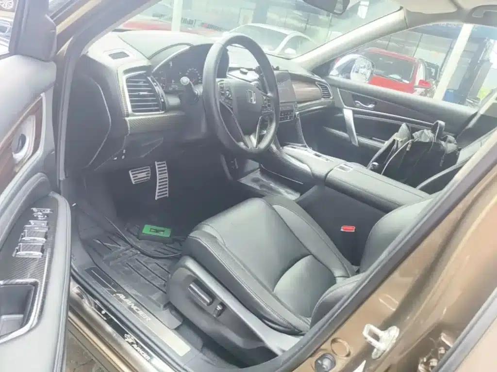 2017 Honda Avancier 370TURBO 4WD Premium Edition — миниатюра 15